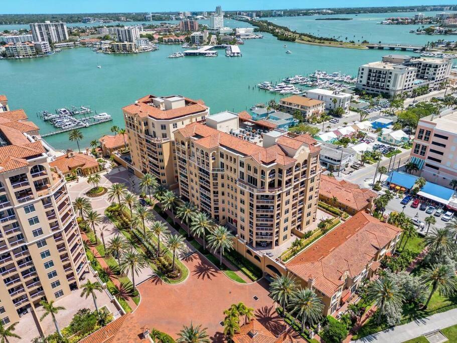 Coastal Elegance: Your Clearwater Beach Escape Exterior foto