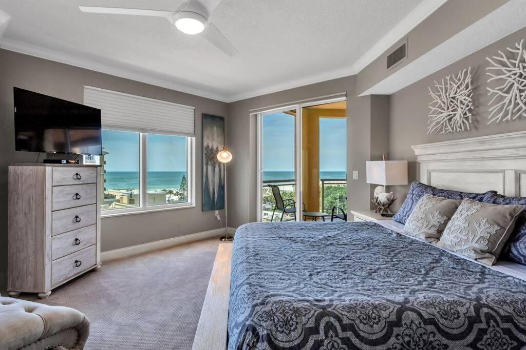 Coastal Elegance: Your Clearwater Beach Escape Exterior foto