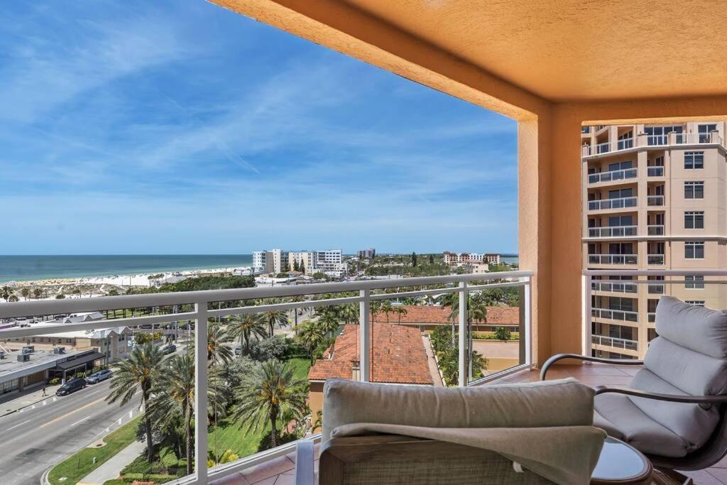 Coastal Elegance: Your Clearwater Beach Escape Exterior foto